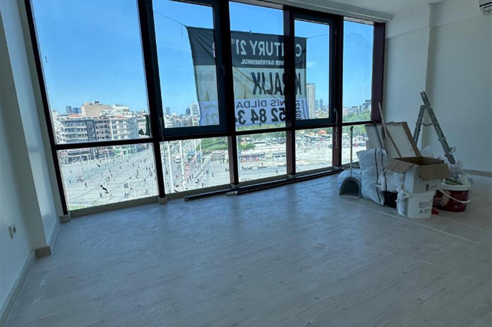 TAKSİM MEYDANINA MANZARALI KİRALIK OFİS