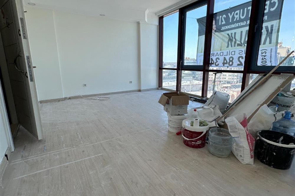 TAKSİM MEYDANINA MANZARALI KİRALIK OFİS