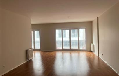 CENTURY 21'DEN GÖKMAHAL'DE METRO KARŞISI GENİŞ KİRALIK 3+1 DAİRE