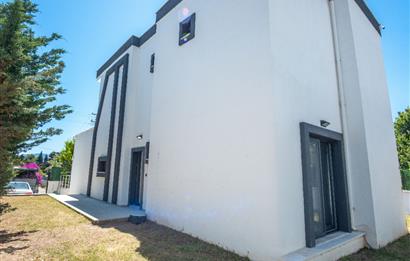 Bodrum Akyarlar Sahiline Yürüme Yakınlığında 450m² Arsa İçinde Özel Havuzlu Tam Müstakil 4+1 Villa