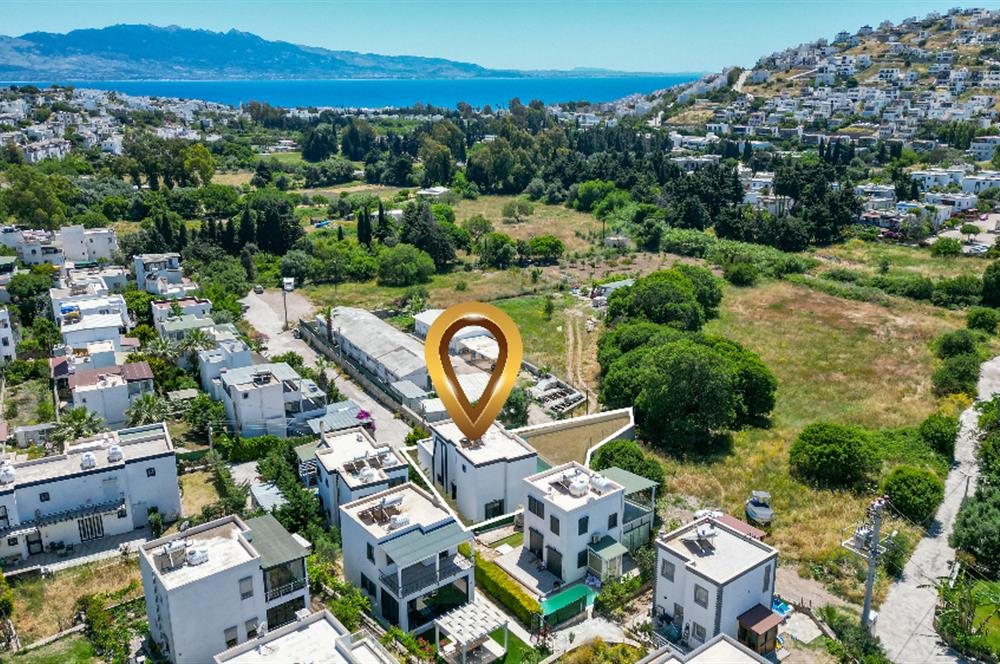 Bodrum Akyarlar Sahiline Yürüme Yakınlığında 450m² Arsa İçinde Özel Havuzlu Tam Müstakil 4+1 Villa