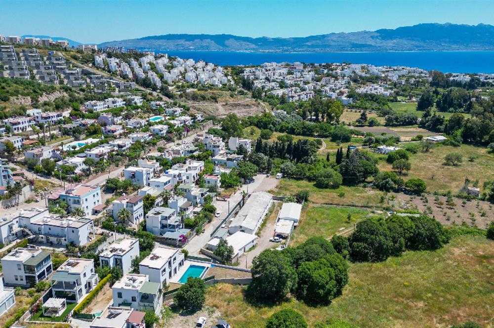 Bodrum Akyarlar Sahiline Yürüme Yakınlığında 450m² Arsa İçinde Özel Havuzlu Tam Müstakil 4+1 Villa