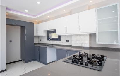 Bodrum Akyarlar Sahiline Yürüme Yakınlığında 450m² Arsa İçinde Özel Havuzlu Tam Müstakil 4+1 Villa