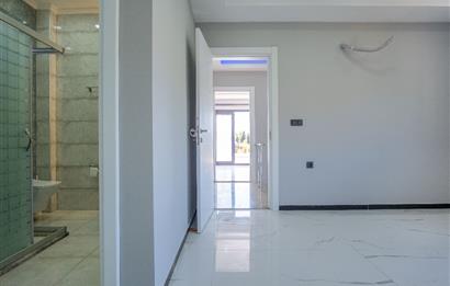 Bodrum Akyarlar Sahiline Yürüme Yakınlığında 450m² Arsa İçinde Özel Havuzlu Tam Müstakil 4+1 Villa