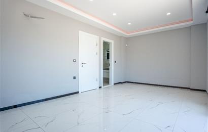 Bodrum Akyarlar Sahiline Yürüme Yakınlığında 450m² Arsa İçinde Özel Havuzlu Tam Müstakil 4+1 Villa
