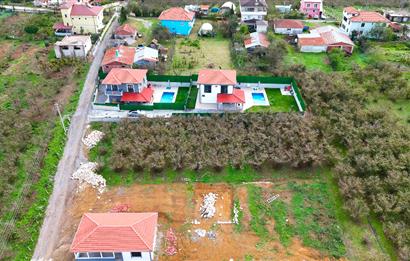 KAYNARCA BÜYÜKYANIK’ta 1000 m2 Yola Cepheli Doğa Manzaralı İmarlı Arsa