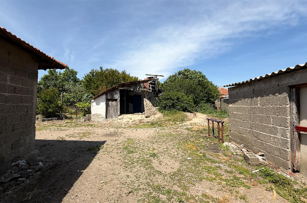 MANYAS GÖLÜNE 3,4 KM MESAFEDE, KUŞ CENNETİNİN KARŞI KIYISINDA DOĞAL YAŞAM KONSEPTİ