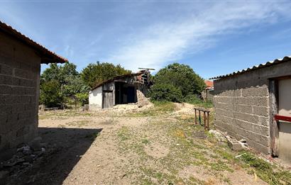 MANYAS GÖLÜNE 3,4 KM MESAFEDE, KUŞ CENNETİNİN KARŞI KIYISINDA DOĞAL YAŞAM KONSEPTİ