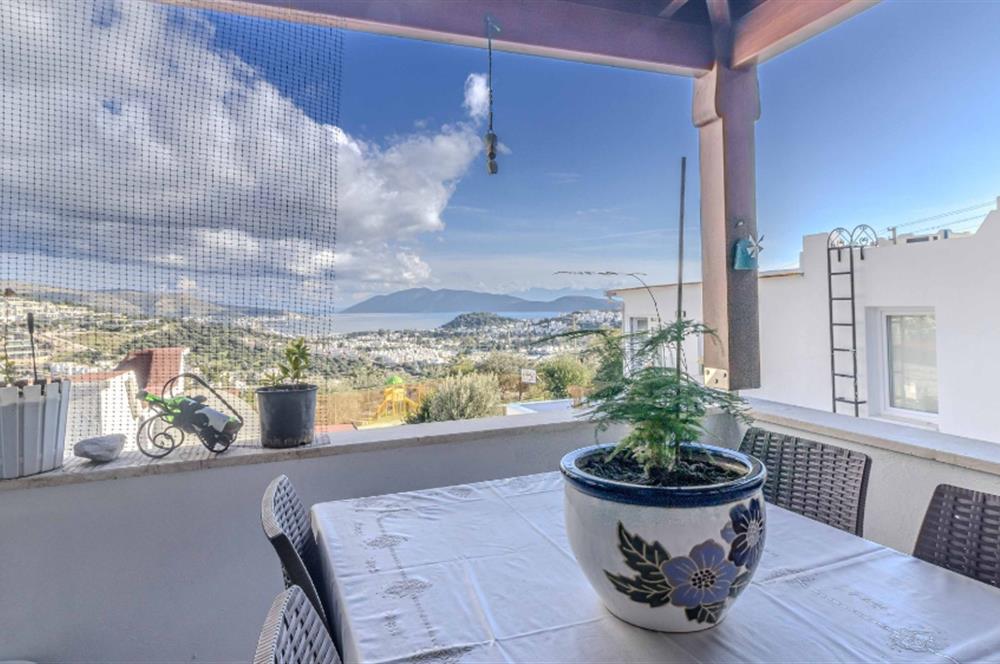 ACİL ! 360° BODRUM KALE & DENİZ MANZARALI GENİŞ DUBLEKS EV