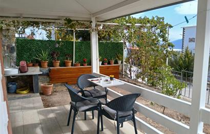 1245346266 Bodrum Adabükü Gümüşkum Sitesinde Göl Manzaralı Müstakil