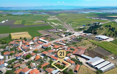 MANYAS GÖLÜNE 3,4 KM MESAFEDE, KUŞ CENNETİNİN KARŞI KIYISINDA DOĞAL YAŞAM KONSEPTİ