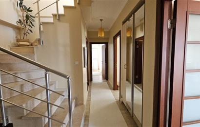 Maltepe Esenkent Mh Sunpark Sitesi'nde Havuzlu 4+2 Dubleks Daire