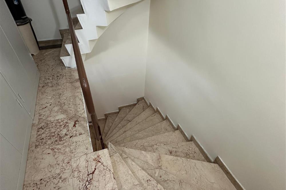 TAKSİM MEYDANINA MANZARALI KİRALIK OFİS