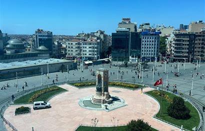 TAKSİM MEYDANINA MANZARALI KİRALIK OFİS