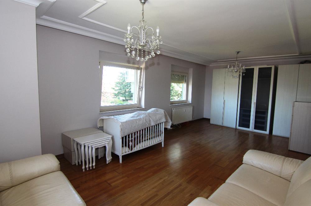ZEKERİYAKÖY YONCA EVLERİNDE KİRALIK 3+1 DAİRE