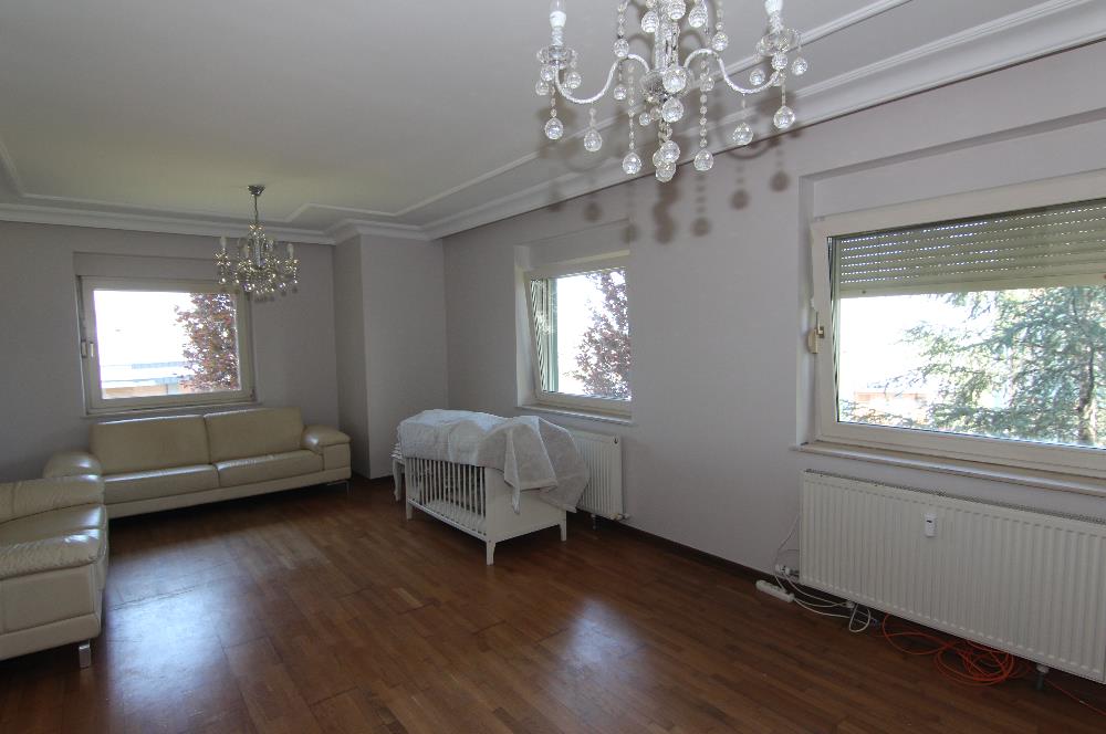 ZEKERİYAKÖY YONCA EVLERİNDE KİRALIK 3+1 DAİRE
