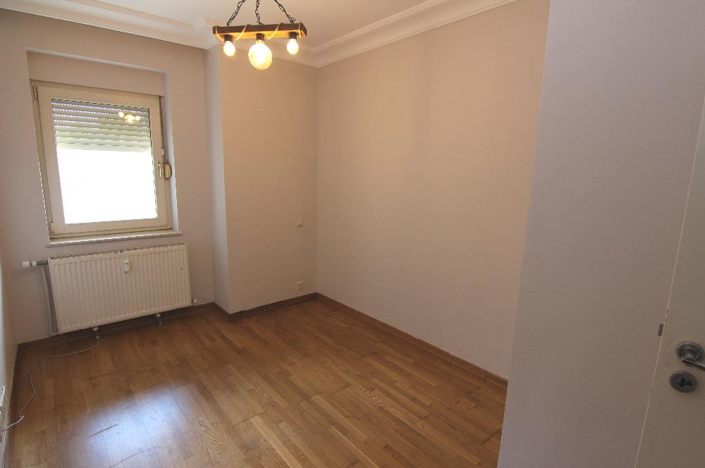 ZEKERİYAKÖY YONCA EVLERİNDE KİRALIK 3+1 DAİRE