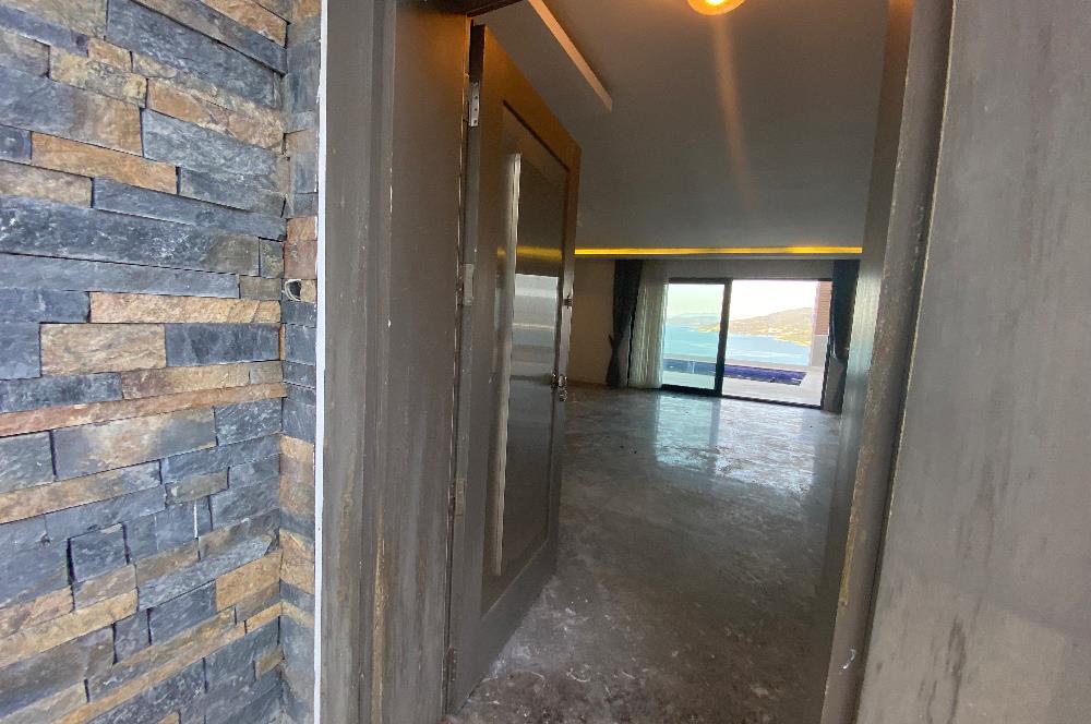Bodrum Torba’da Kiralık Tüm Katlardan Deniz Manzaralı ve Özel Havuzlu Müstakil 5+1 Lüks Villa