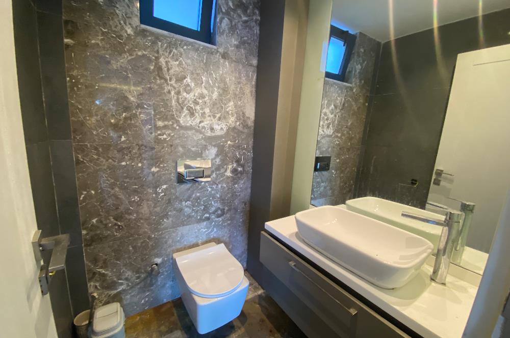 Bodrum Torba’da Kiralık Tüm Katlardan Deniz Manzaralı ve Özel Havuzlu Müstakil 5+1 Lüks Villa
