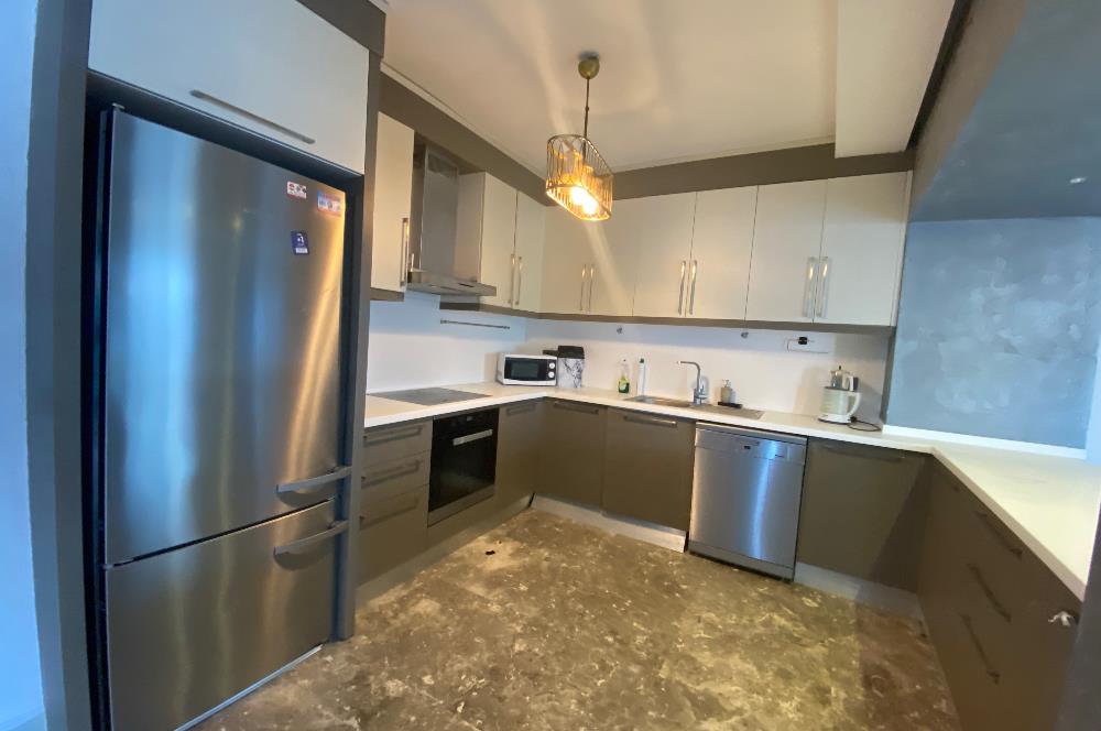 Bodrum Torba’da Kiralık Tüm Katlardan Deniz Manzaralı ve Özel Havuzlu Müstakil 5+1 Lüks Villa
