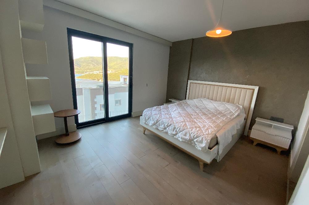 Bodrum Torba’da Kiralık Tüm Katlardan Deniz Manzaralı ve Özel Havuzlu Müstakil 5+1 Lüks Villa