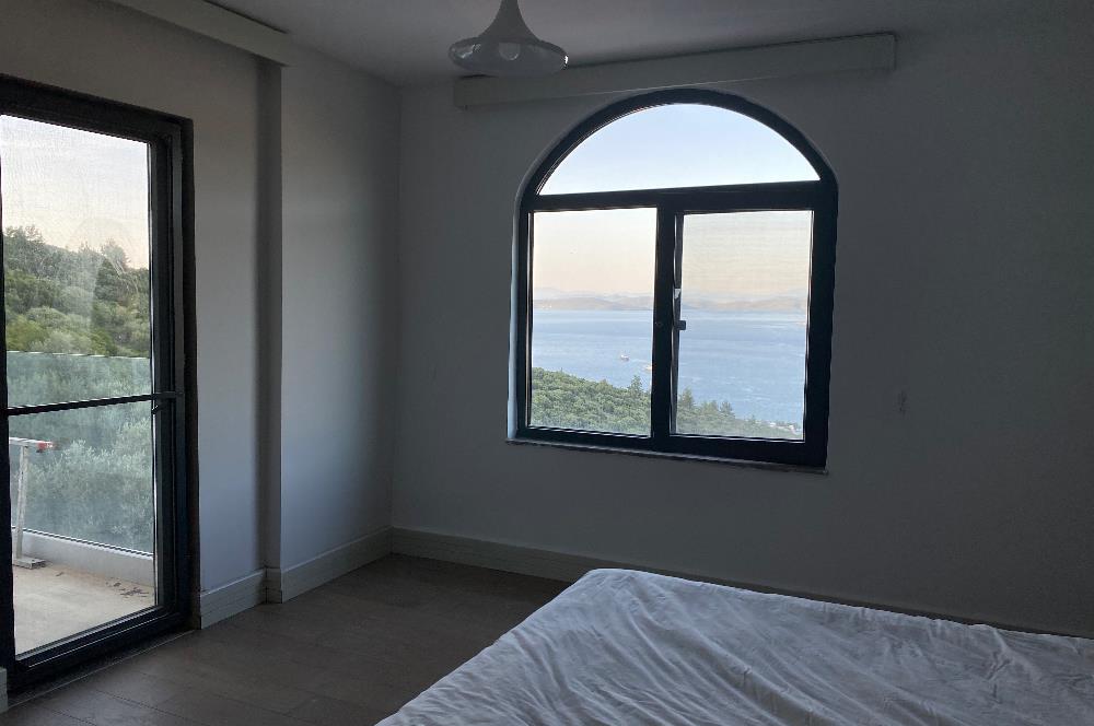 Bodrum Torba’da Kiralık Tüm Katlardan Deniz Manzaralı ve Özel Havuzlu Müstakil 5+1 Lüks Villa