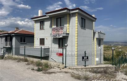 CENTURY 21 BAL'dan 3+1 fiyatına 5+2 VİLLA 