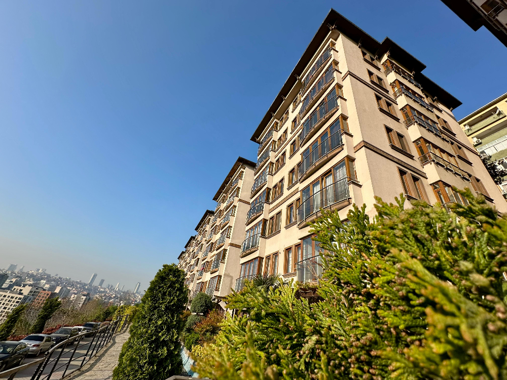 Kağıthane Satılık Daire Ab-ı Hayat Sitesinde 4+1 Fırsat Daire