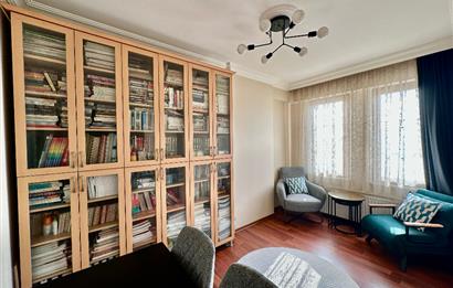 Kağıthane Satılık Daire Ab-ı Hayat Sitesinde 4+1 Fırsat Daire