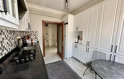 Kağıthane Satılık Daire Ab-ı Hayat Sitesinde 4+1 Fırsat Daire
