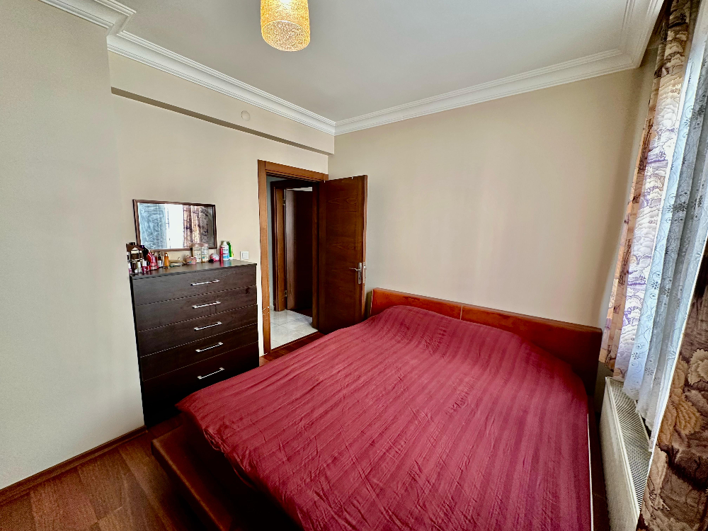 Kağıthane Satılık Daire Ab-ı Hayat Sitesinde 4+1 Fırsat Daire