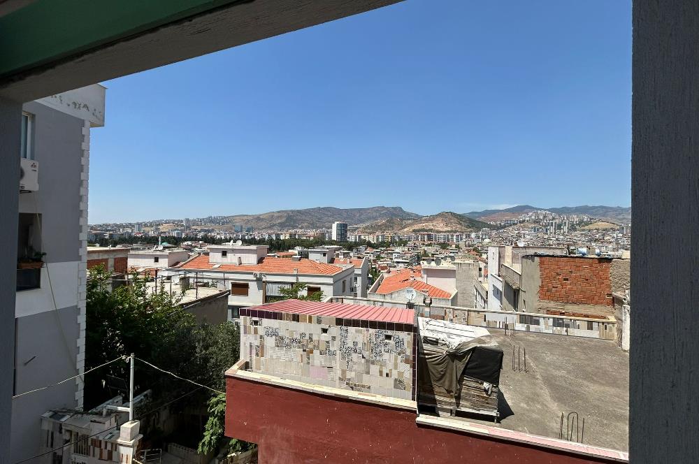 Bayraklı Emek mah. Satılık 2+1 Daire