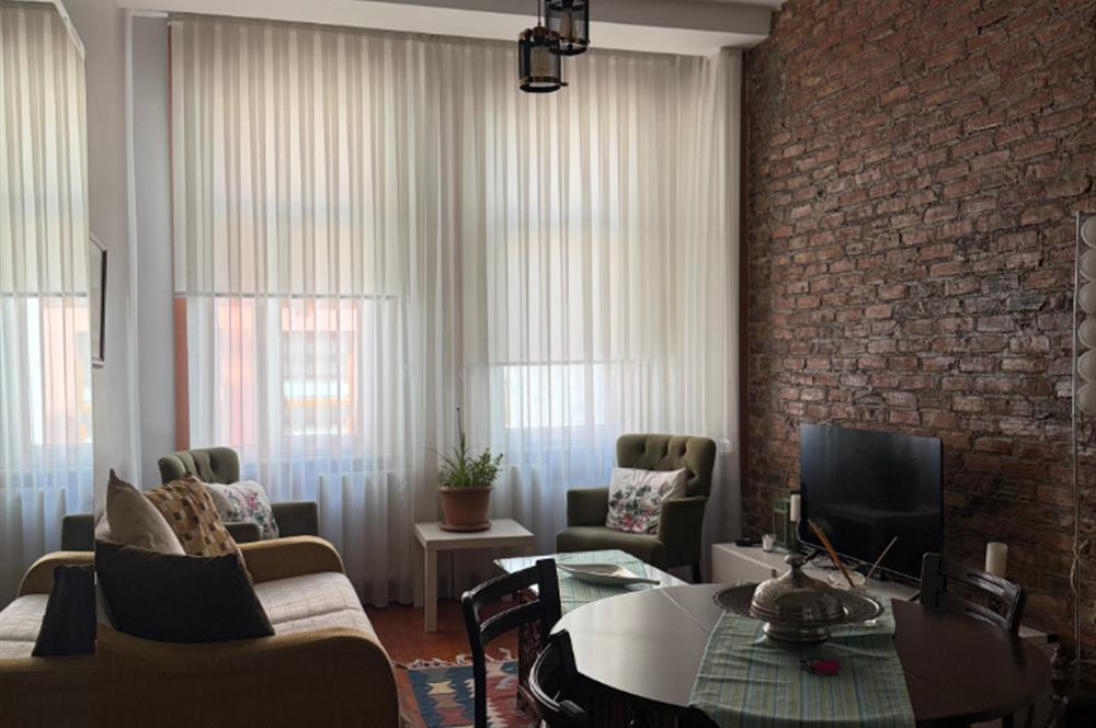 AYNALIÇEŞME ANA CADDEYE YAKIN SAKİN KONUMDA EŞYALI KİRALIK DAİRE