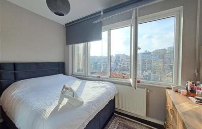 GÜMÜŞSUYU İNÖNÜ CADDESİNE PARALEL SOKAKTA SATILIK BİNA