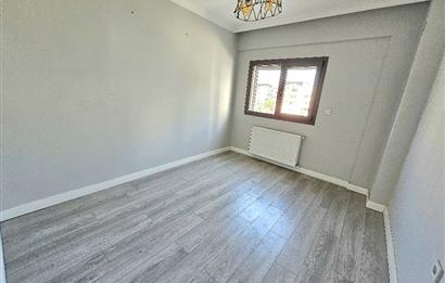 ÇİĞLİ ANADOLU CAD. 50m MESAFEDE SATILIK 2+1 DAİRE
