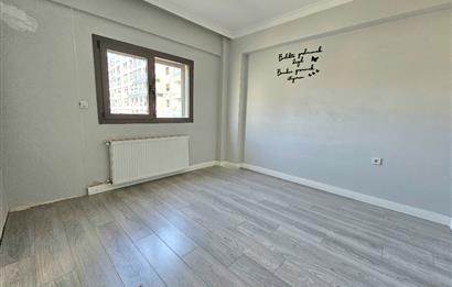 ÇİĞLİ ANADOLU CAD. 50m MESAFEDE SATILIK 2+1 DAİRE
