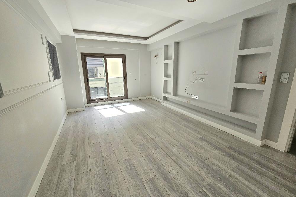 ÇİĞLİ ANADOLU CAD. 50m MESAFEDE SATILIK 2+1 DAİRE