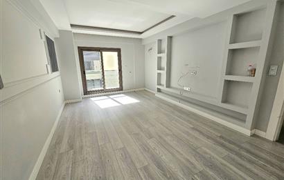 ÇİĞLİ ANADOLU CAD. 50m MESAFEDE SATILIK 2+1 DAİRE