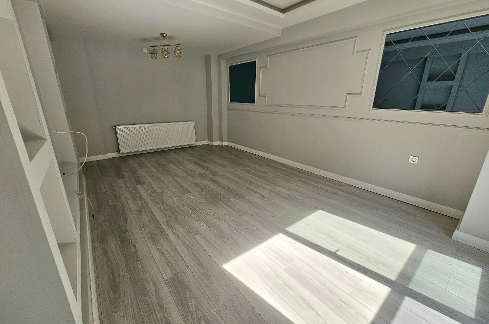 ÇİĞLİ ANADOLU CAD. 50m MESAFEDE SATILIK 2+1 DAİRE