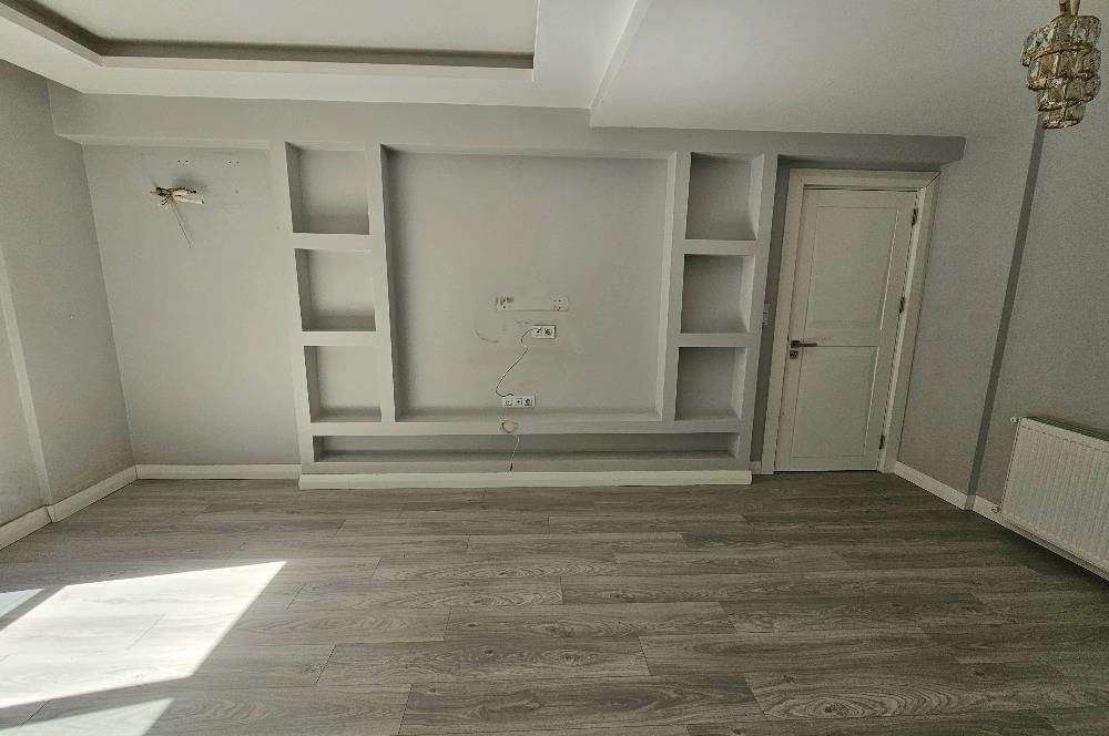 ÇİĞLİ ANADOLU CAD. 50m MESAFEDE SATILIK 2+1 DAİRE