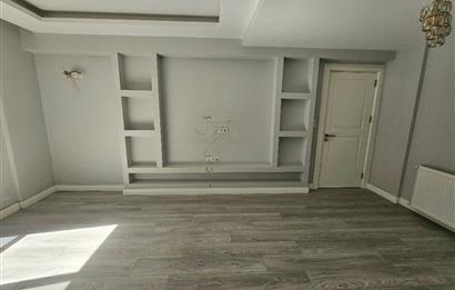 ÇİĞLİ ANADOLU CAD. 50m MESAFEDE SATILIK 2+1 DAİRE
