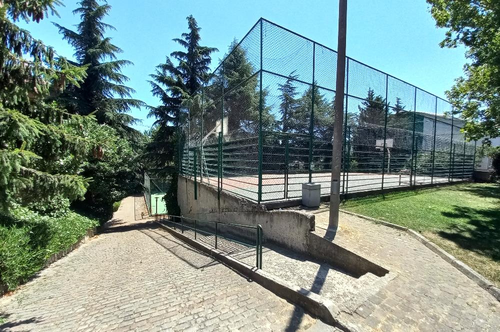 ÇENGELKÖYÜN EN GÜZEL VE YEŞİL SİTESİ ORMEDE 5+1 DUBLEKS DAİRE...