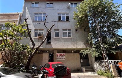 METRO ÇIKIŞI 1000m2 5 KATLI PLAZA