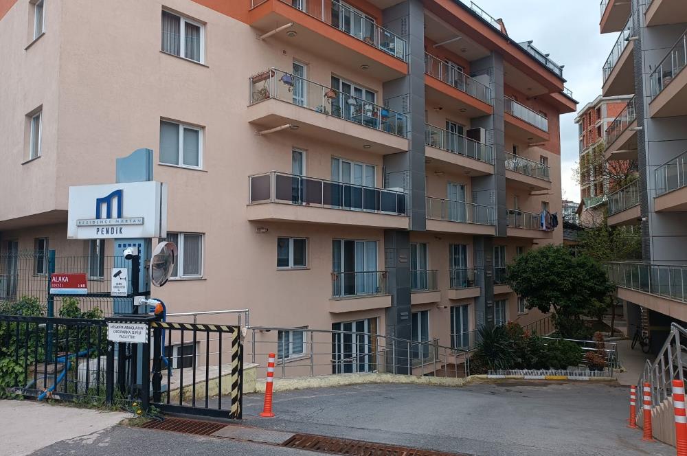PENDIKTE DUBLEKS SATILIK DAIRE ŞEHİRDE VİLLA KONFORU