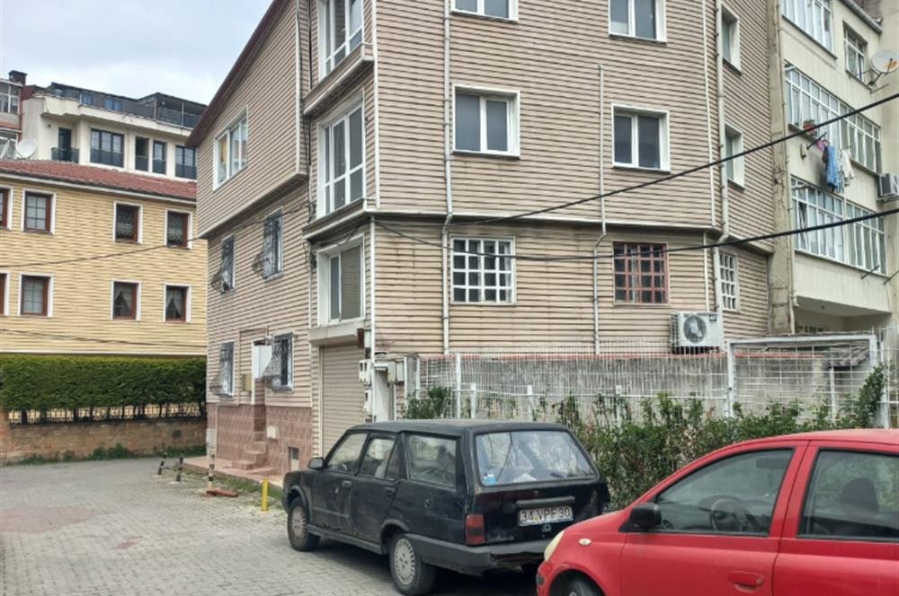 Eyüp Sultan camii'ne 550 metre müthiş konumda 5 katlı bina