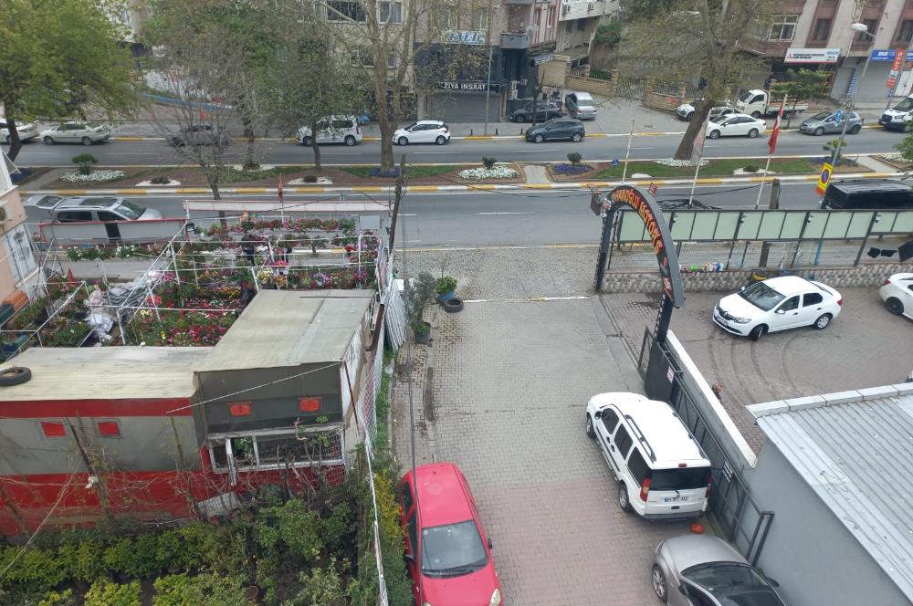 Eyüp Sultan camii'ne 550 metre müthiş konumda 5 katlı bina