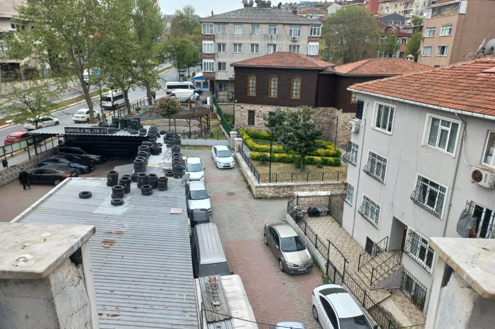Eyüp Sultan camii'ne 550 metre müthiş konumda 5 katlı bina