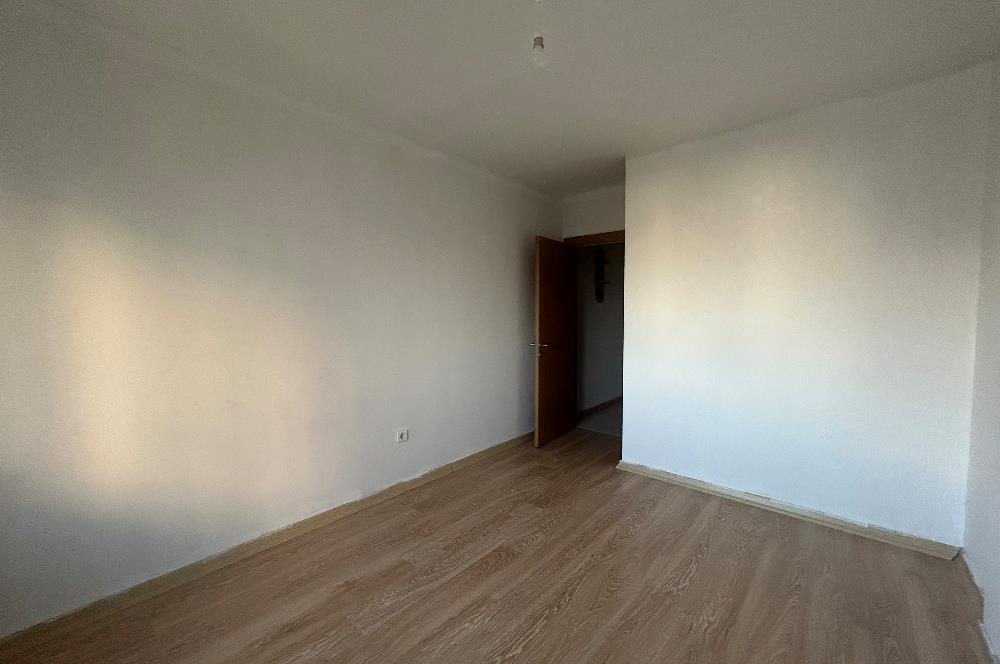 PENDİK MARİNA LİFE 1+1 BOŞ GENİŞ GÜVENLİKLİ SİTE İÇİNDE DAİRE