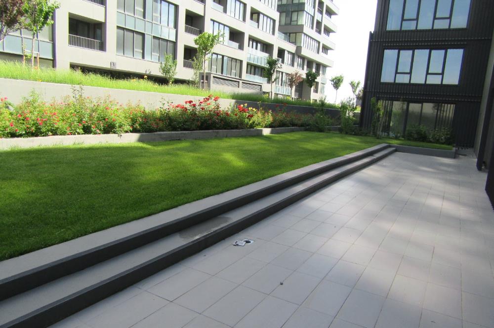 İNCEK LOFT'TA SATILIK 4+1 BAHÇE TERASLI DAİRE