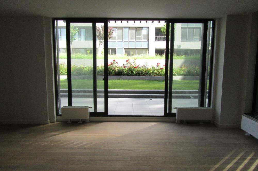 İNCEK LOFT'TA SATILIK 4+1 BAHÇE TERASLI DAİRE